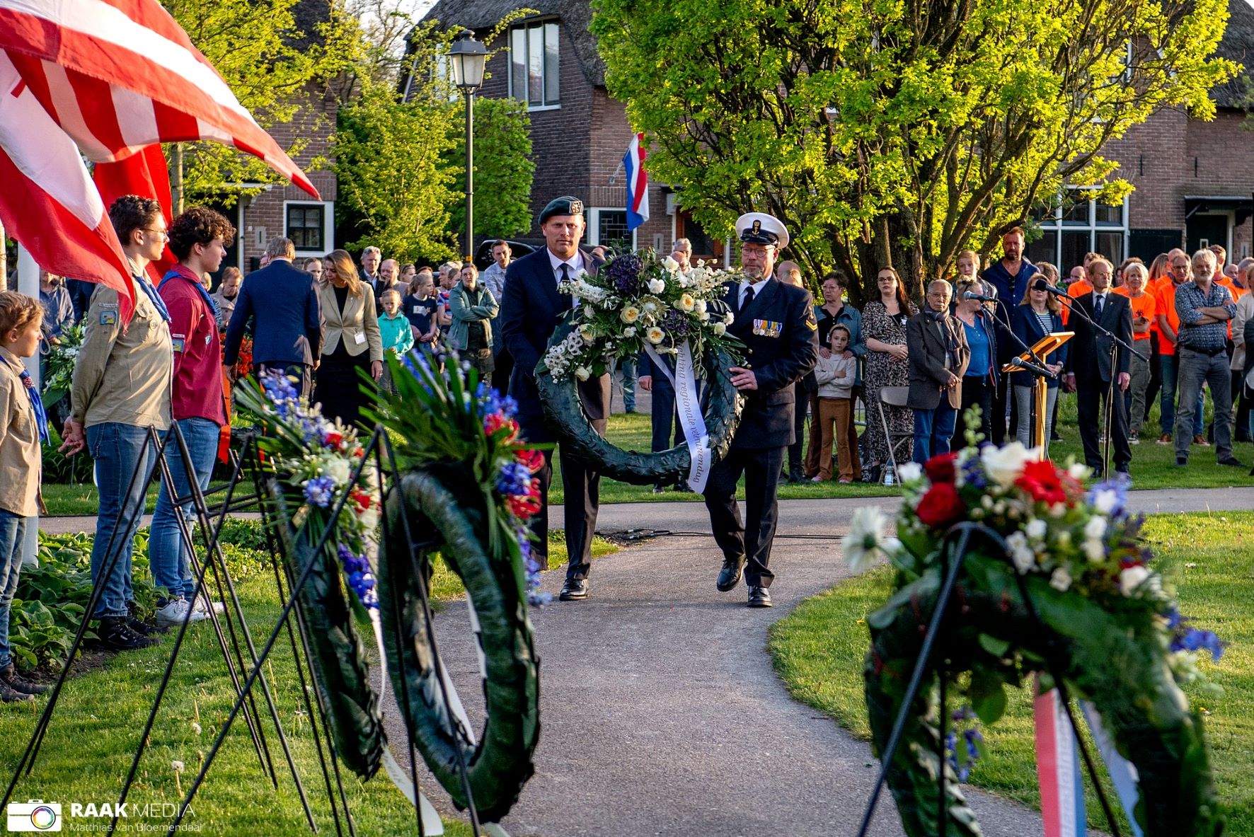 Veterans honour innocent citizens and colleagues who have died anywhere